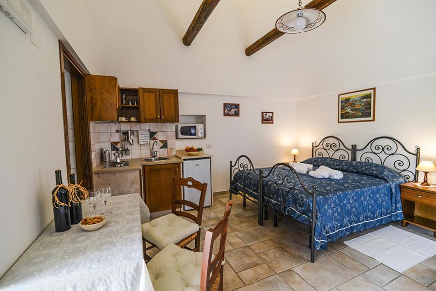 Truddhi Casa E Cucina Di Puglia Aparthotel Locorotondo Exterior foto